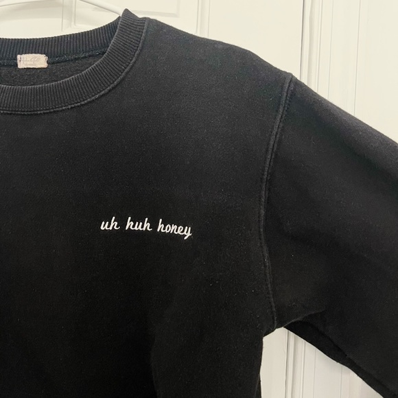 BRANDY MELVILLE JOHN GALT Uh Huh Honey sweatshirt crewneck cropped top sweater - Picture 6 of 10
